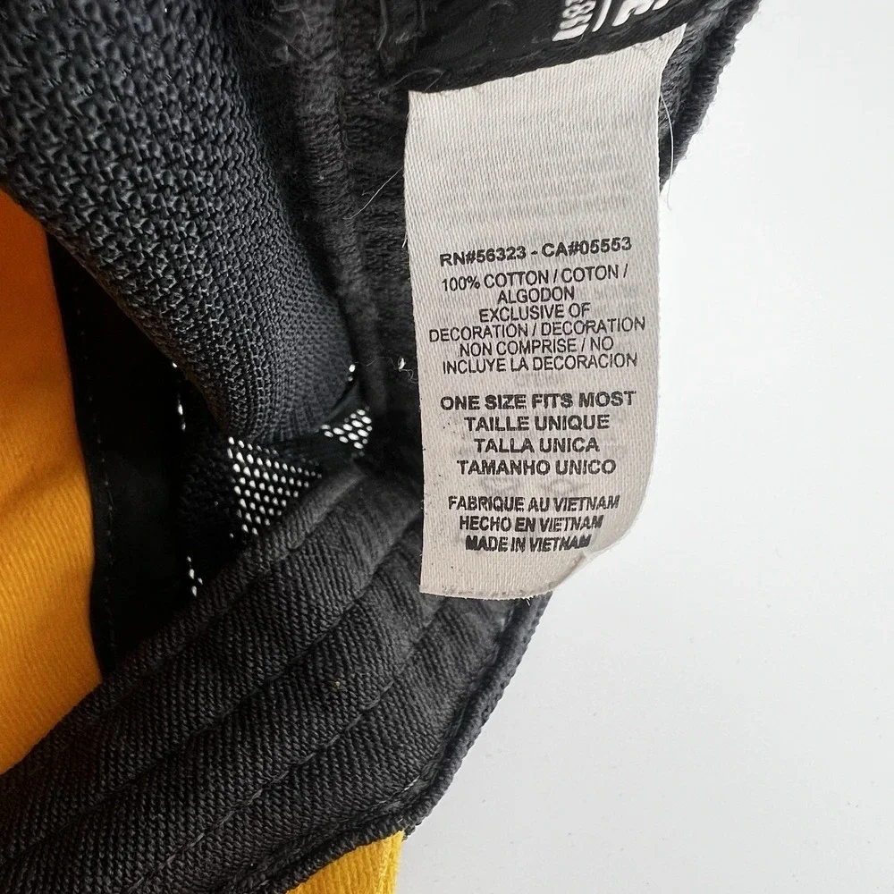Nike Iowa Hawkeyes Distressed Flex Fit Hat Yellow Black Heritage86 OSFM